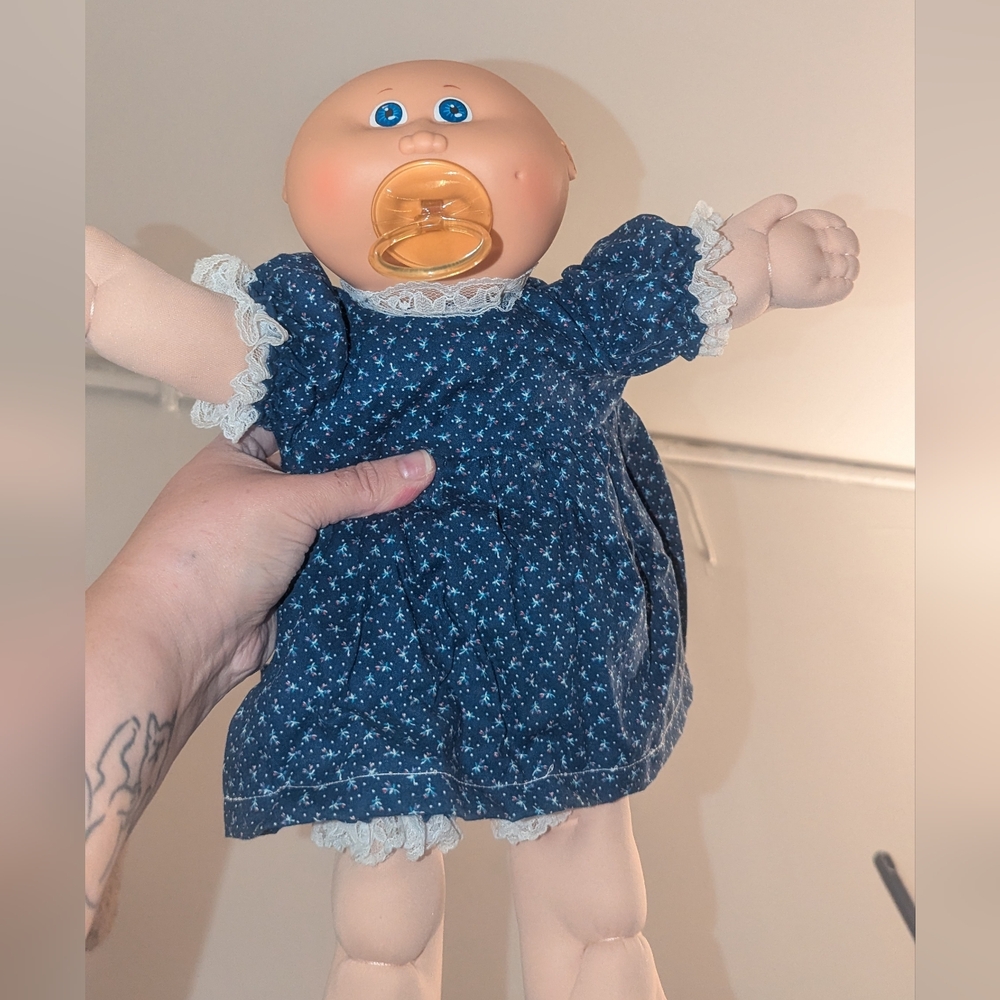 CABBAGE PATCH KID - VINTAGE 80'S TOY